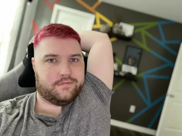 Working from home is dangerous because a game could load at any moment⦠Happy Monday lads