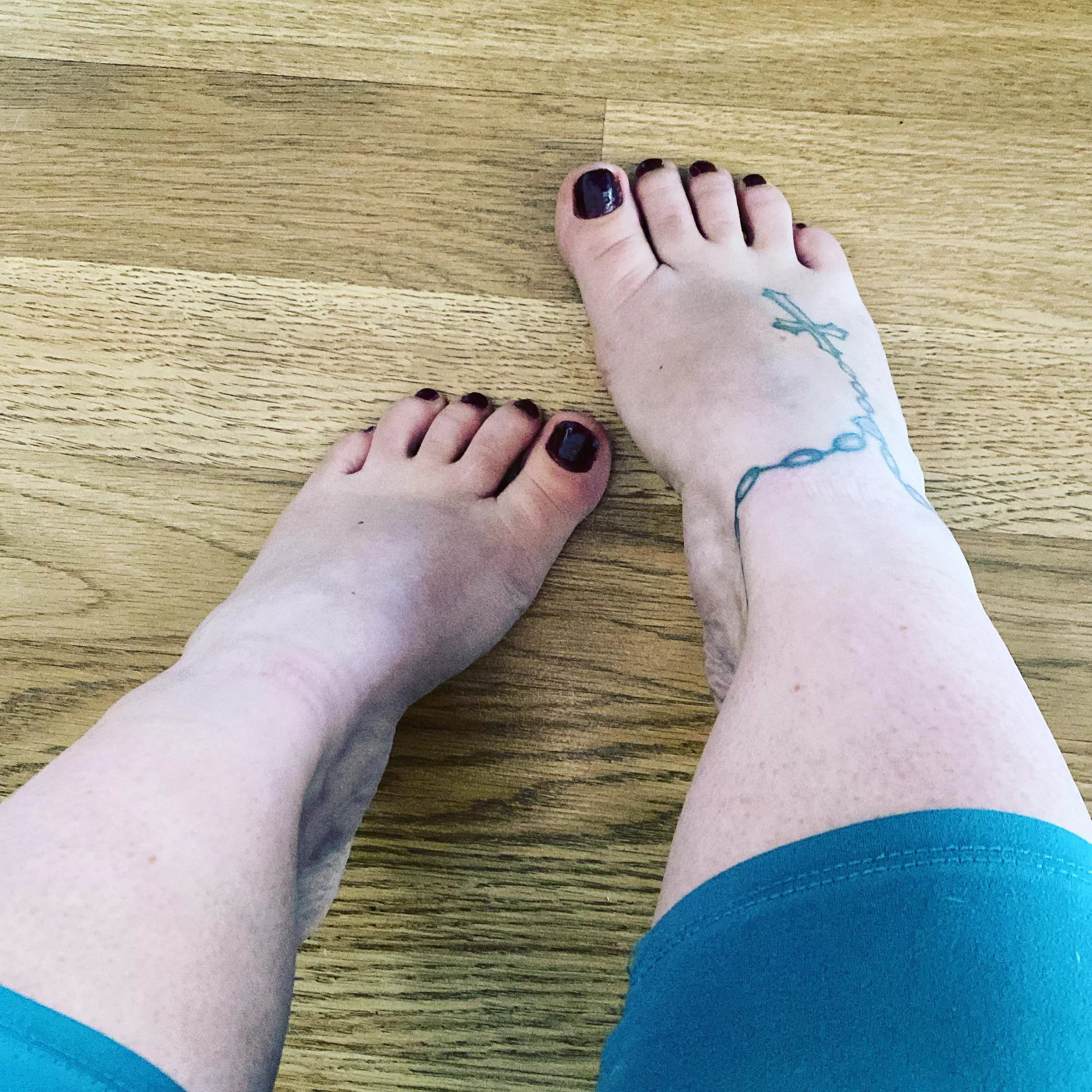 Working from home today… who wants to keep me entertained 😉