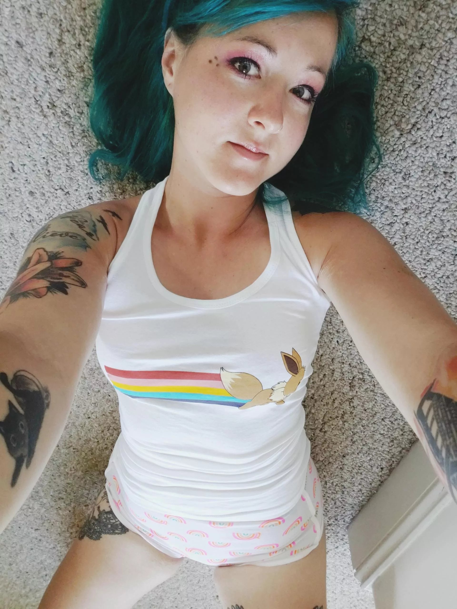 Working from the floor today if anyone needs me. ✌️🎈☕