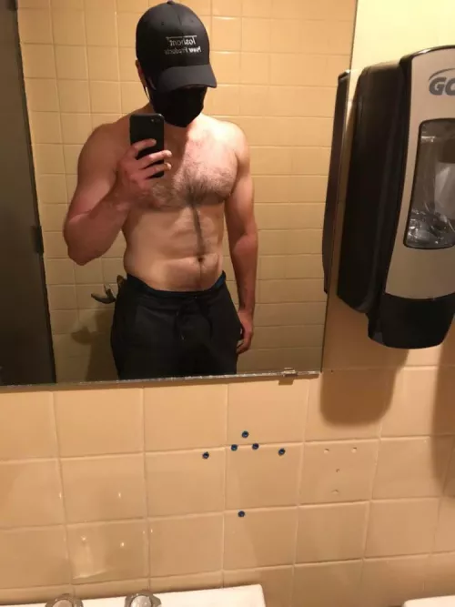 Working hard or hard while working?