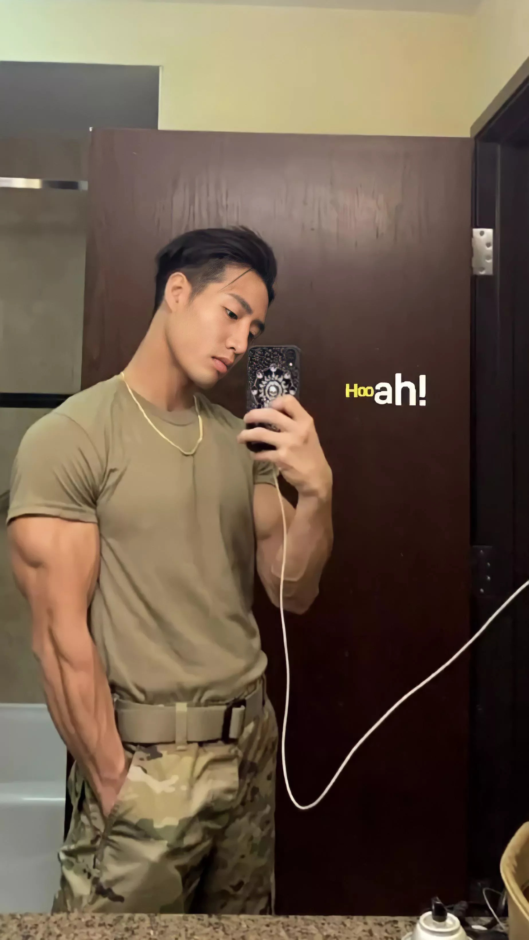 Worship me? Snap is hungabs98