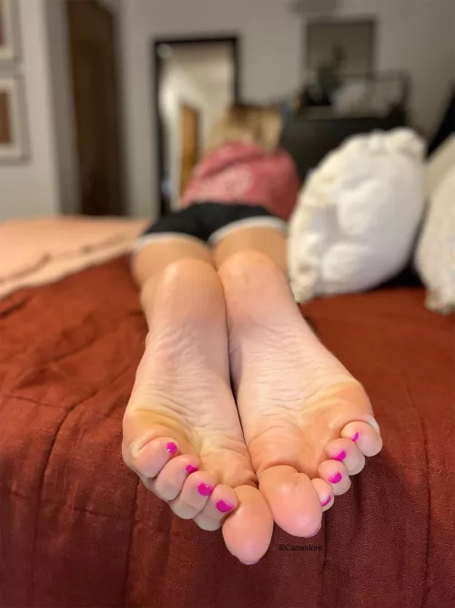 Worship these while I relax. Please & thank you!