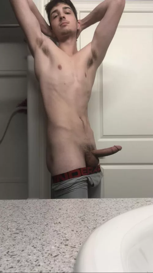 Would any gaymers like to shower with me?