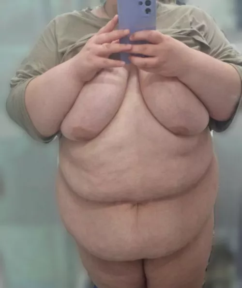 Would anyone fuck me? 🥺