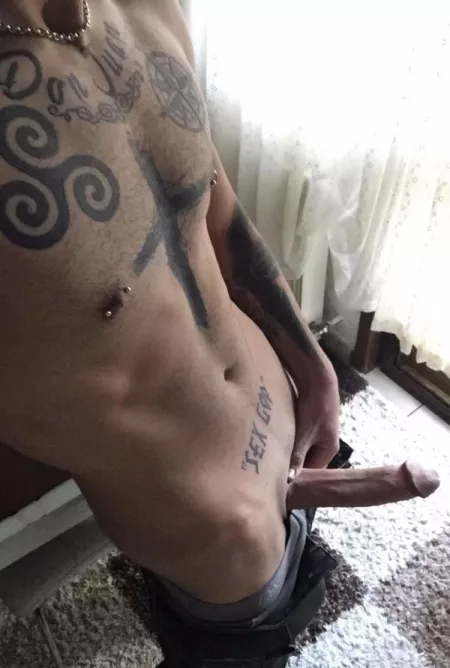 Would anyone really want to suck me βtill the last drop ? ππ¦π