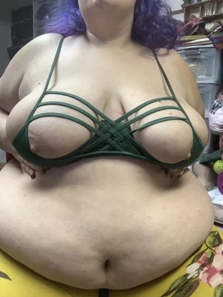 Would be looking better if it was stuffed with Chinese 🥵 noodles, fried rice and potstickers til I pop