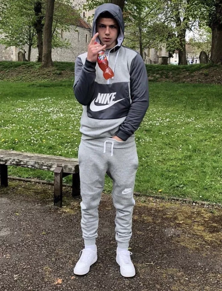 Would love my hand down there