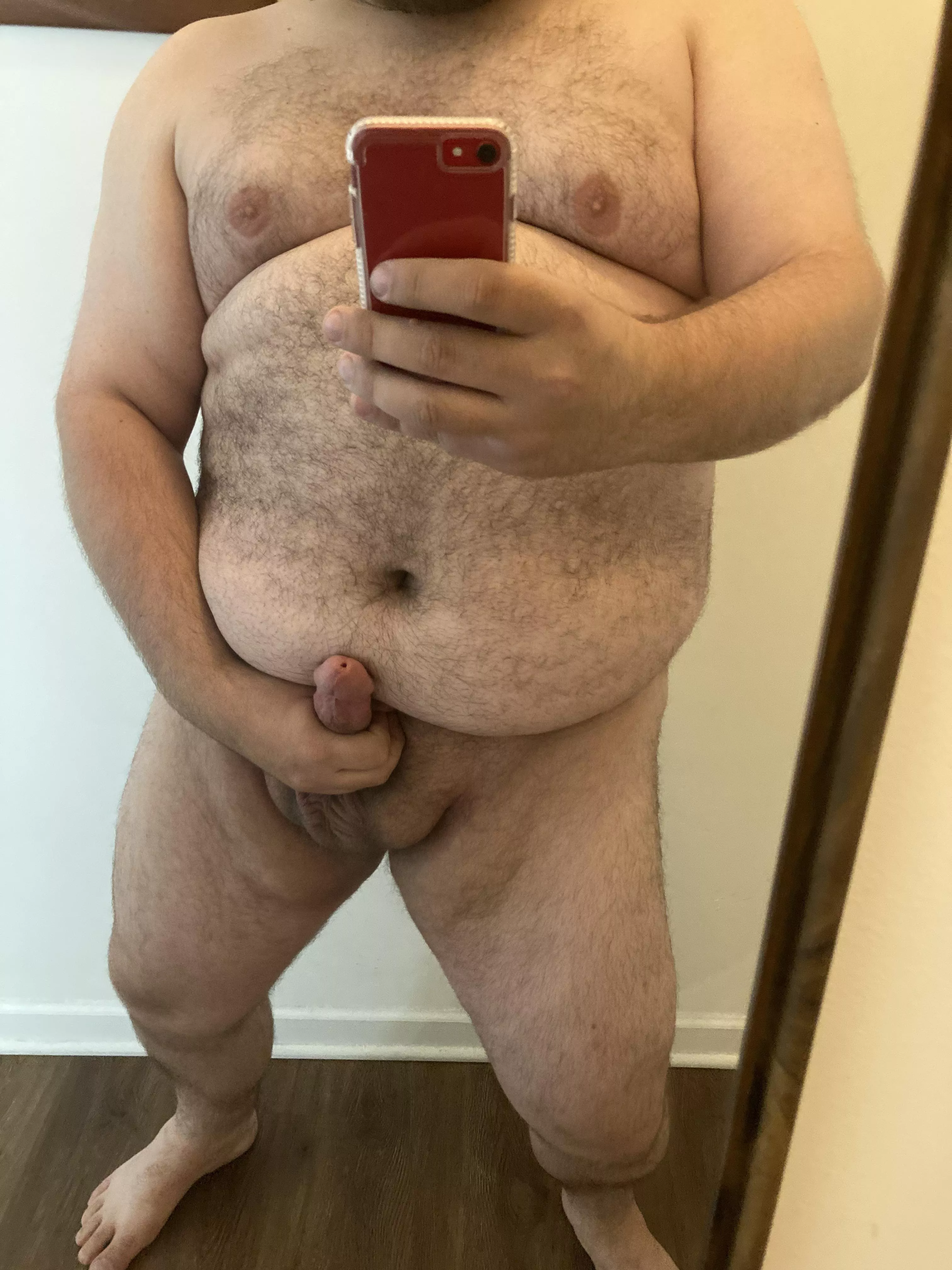 Would love to find a woman who wants to give me a hand Would love to find a woman who wants to give me a hand
