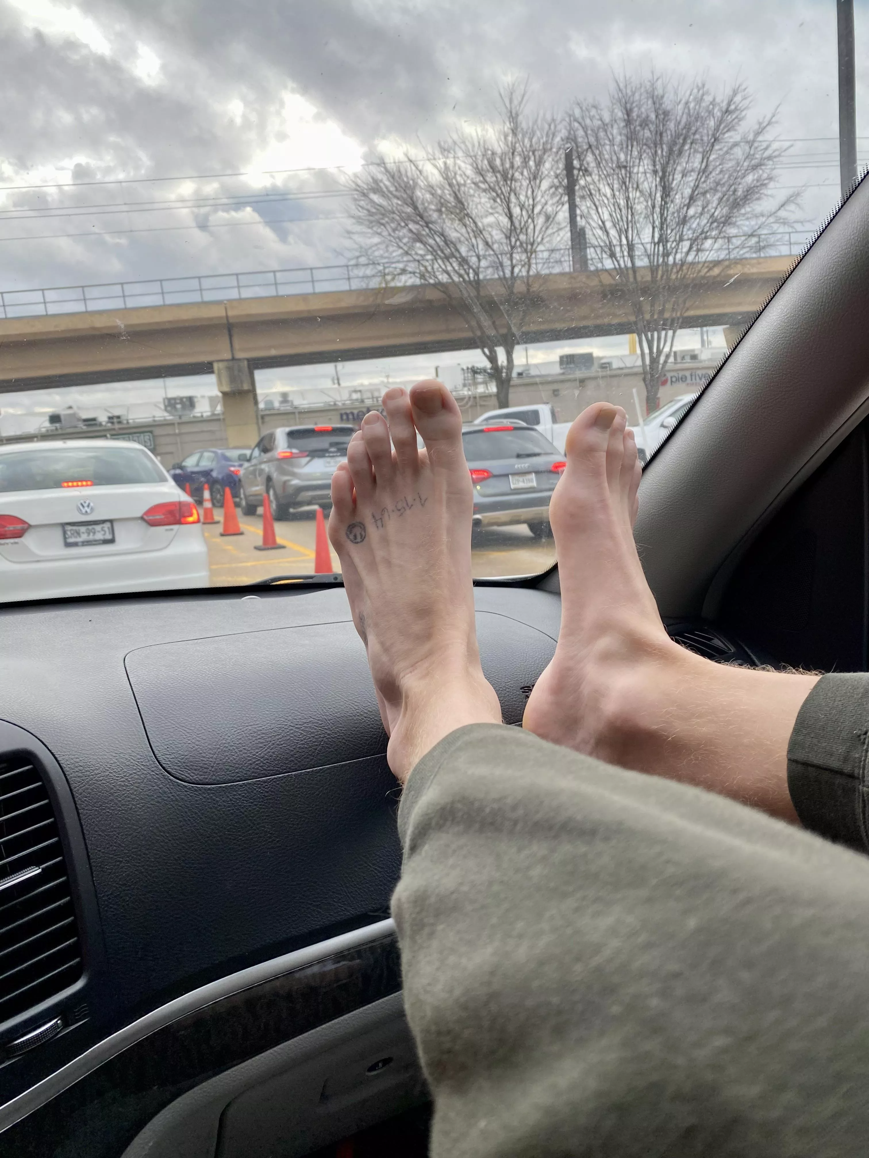 Would you be able to keep your eyes on the road?