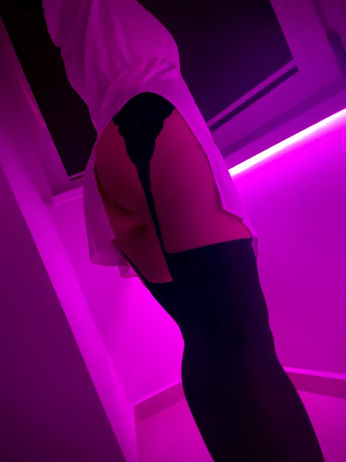 Would you bend me over 🔞❤️🔥😘?