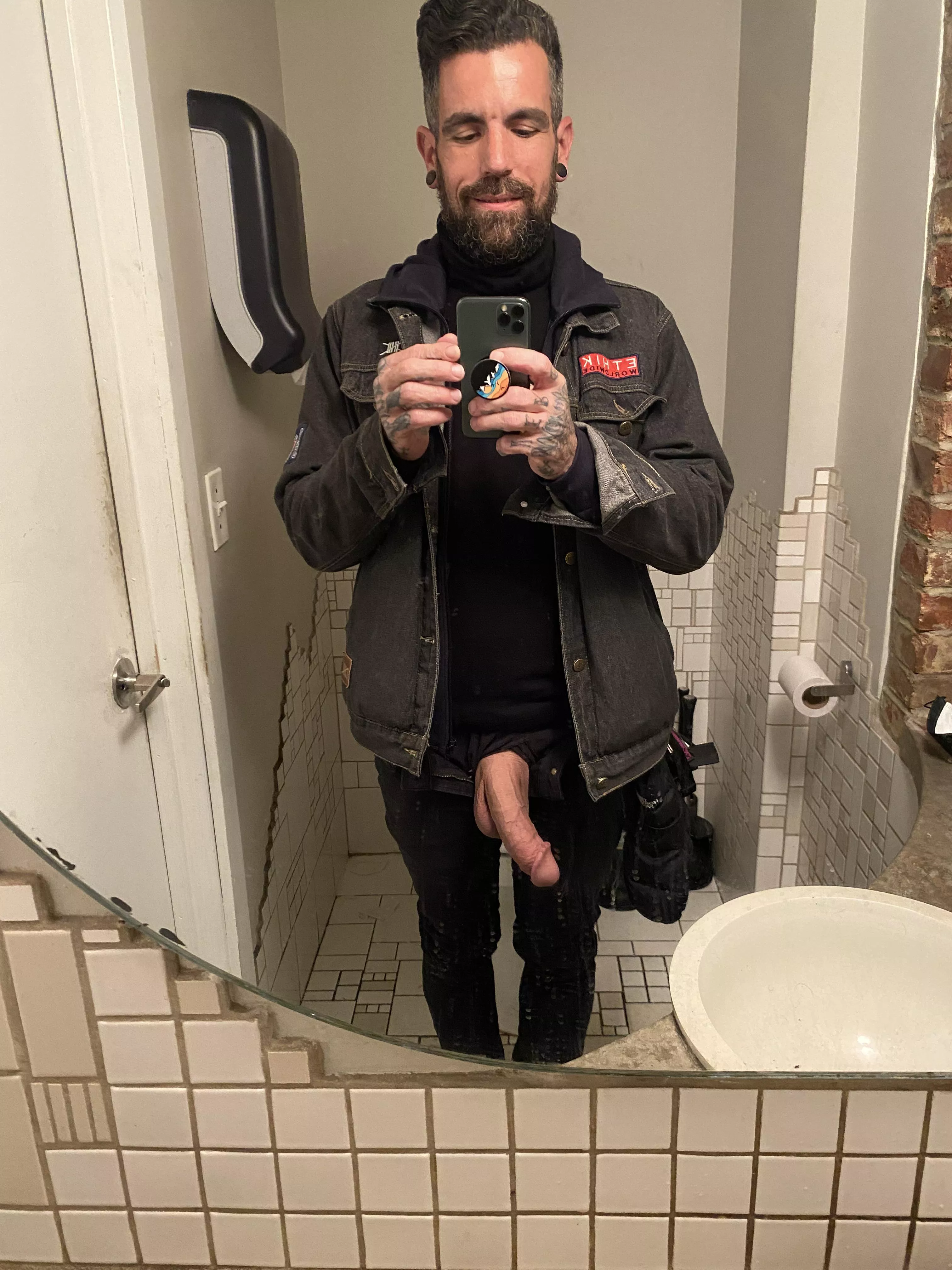 Would you come join me in the bathroom? Would you come join me in the bathroom?