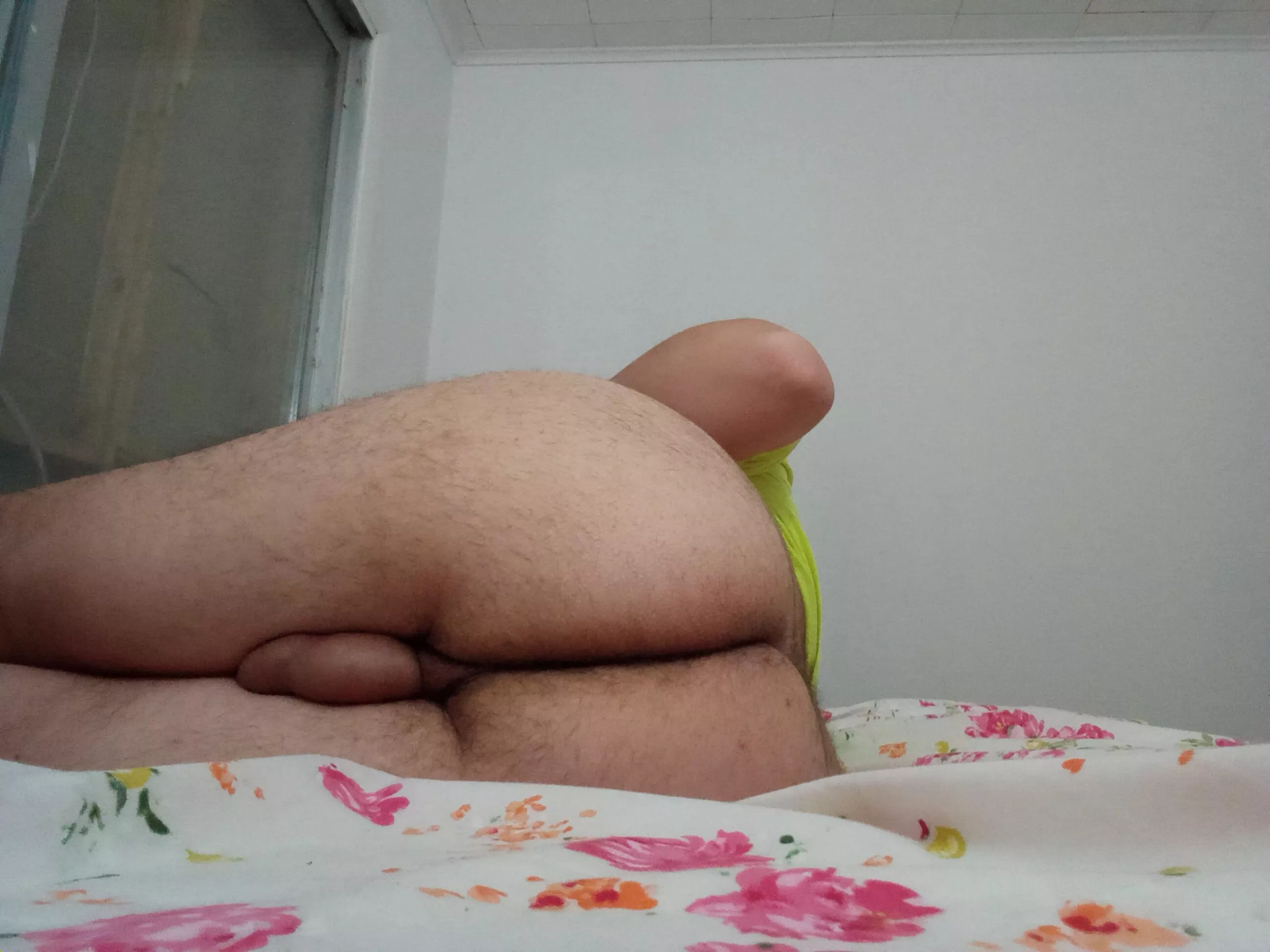 Would you eat me out while I fall asleep?