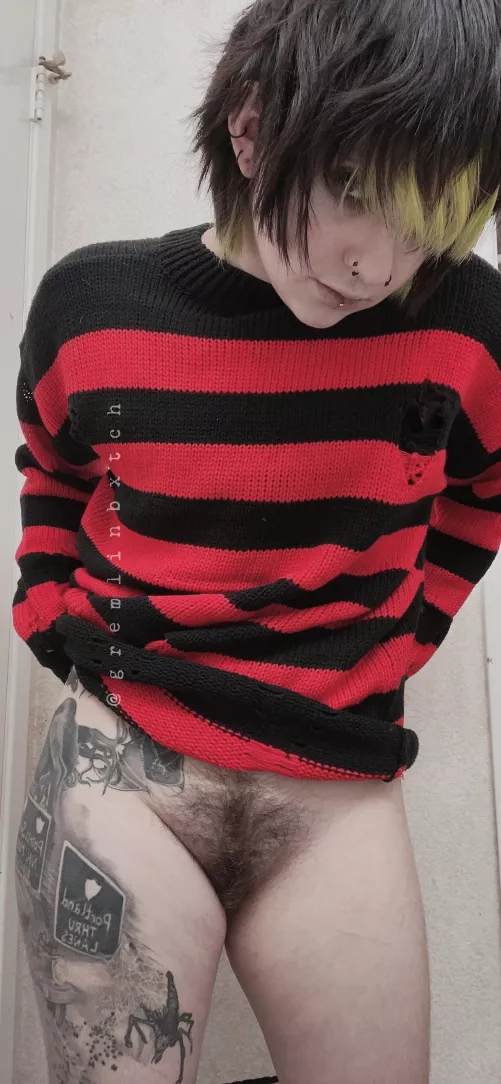 Would you eat your emo bf’s pussy?