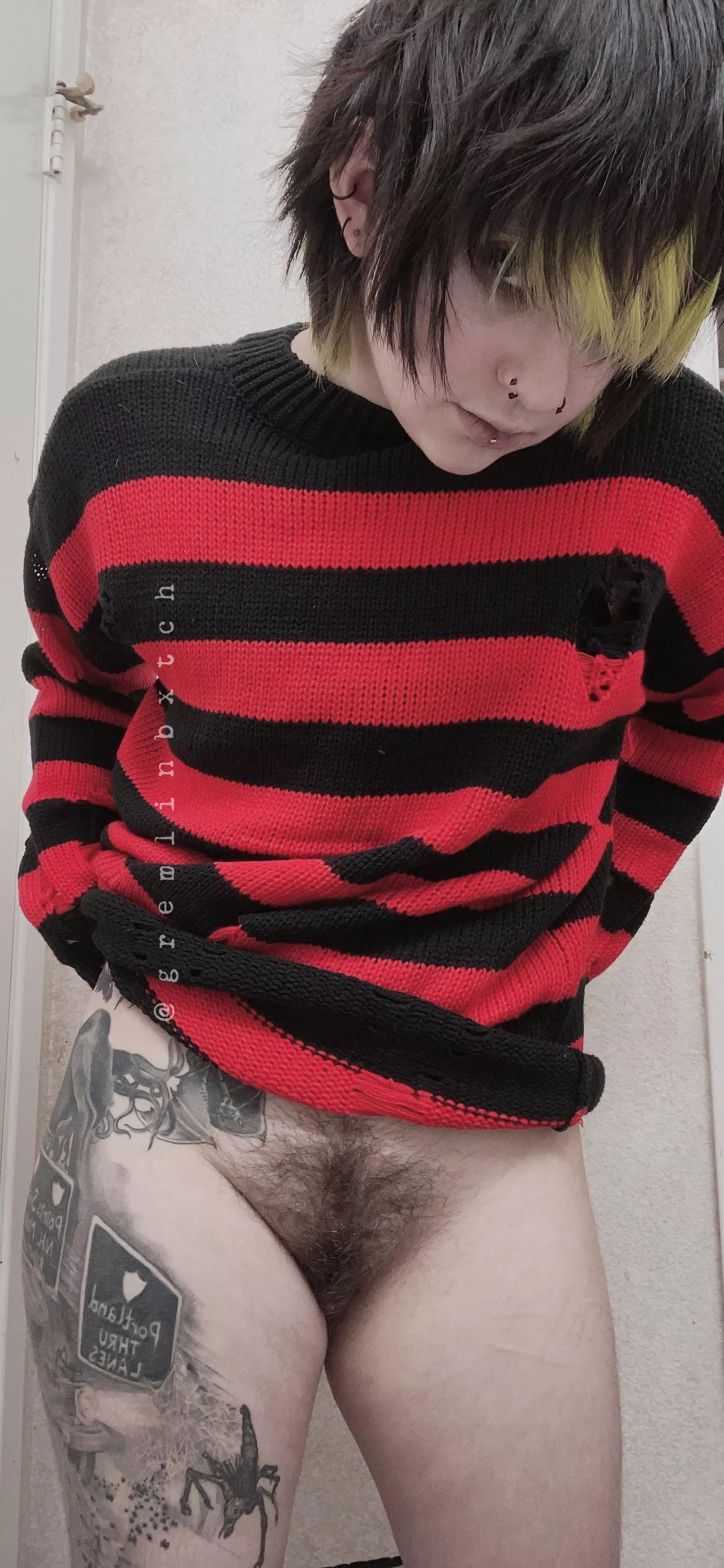Would you eat your emo bf’s pussy?