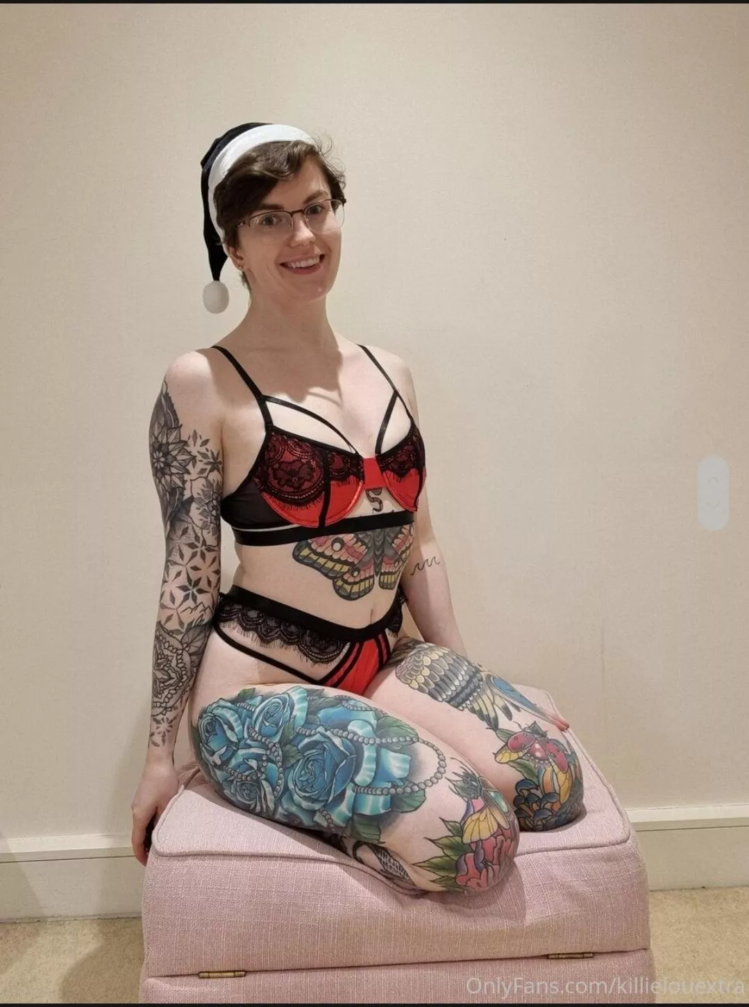 Would you fuck bad Santa?