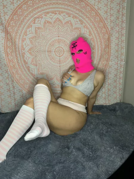 Would you fuck me in my socks?π₯Ίπ