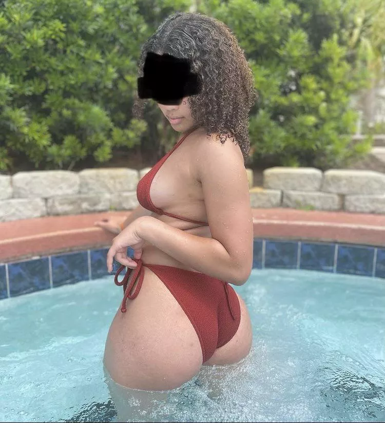 Would you fuck my girl? Who’s jacking off to her? Rate