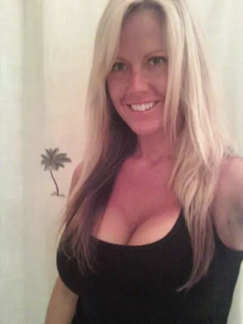 Would you fuck my mom on my bed while iβm sleeping?