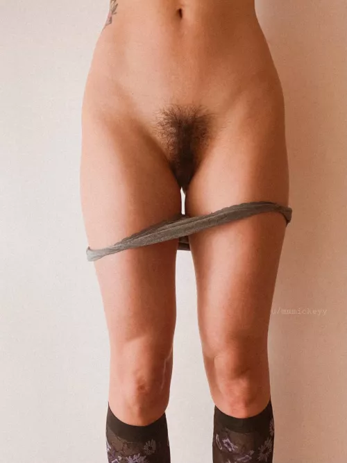 would you get on your knees for me? 👅