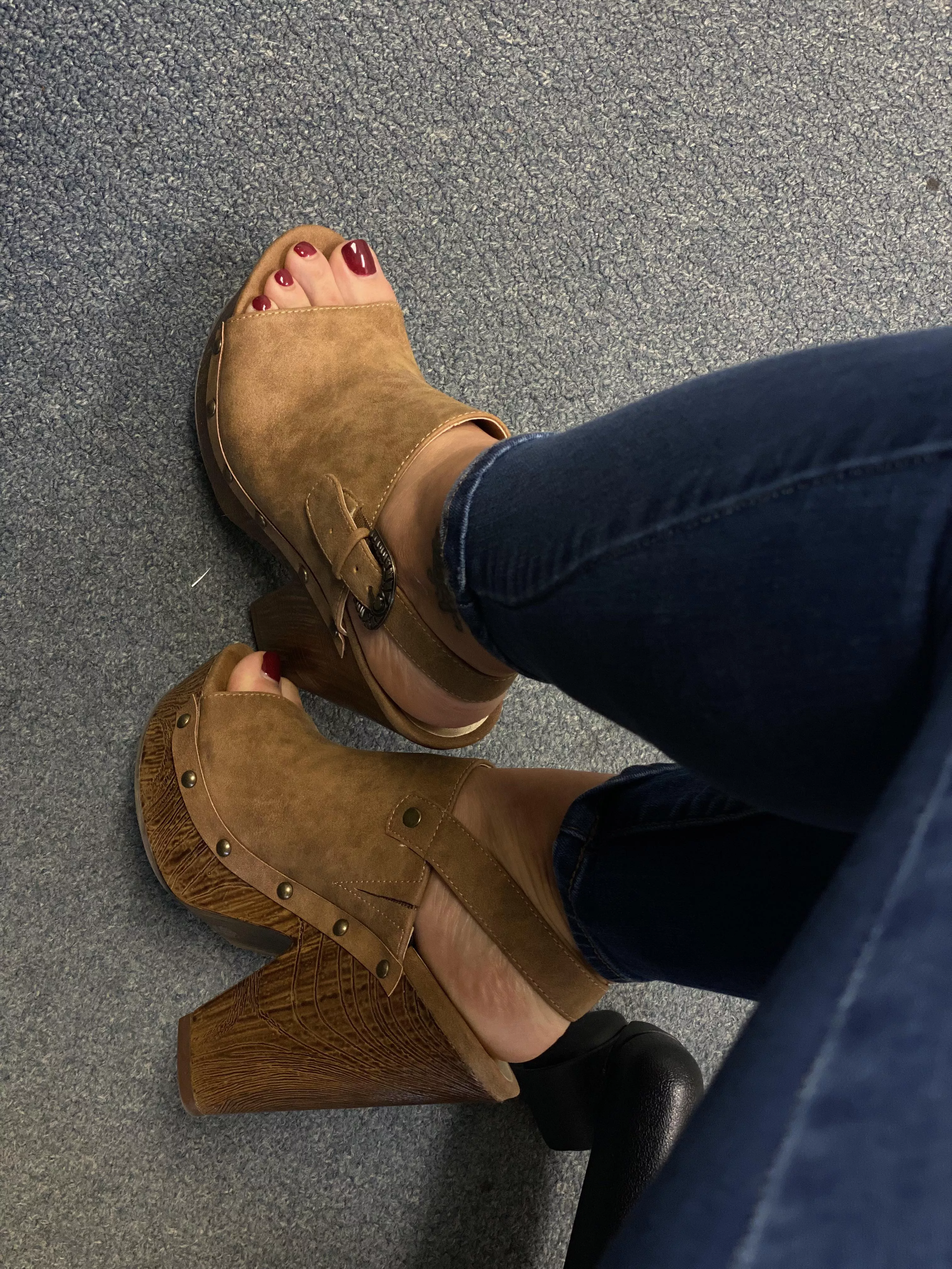 Would you hide under my desk and massage my feet? Would you hide under my desk and massage my feet?