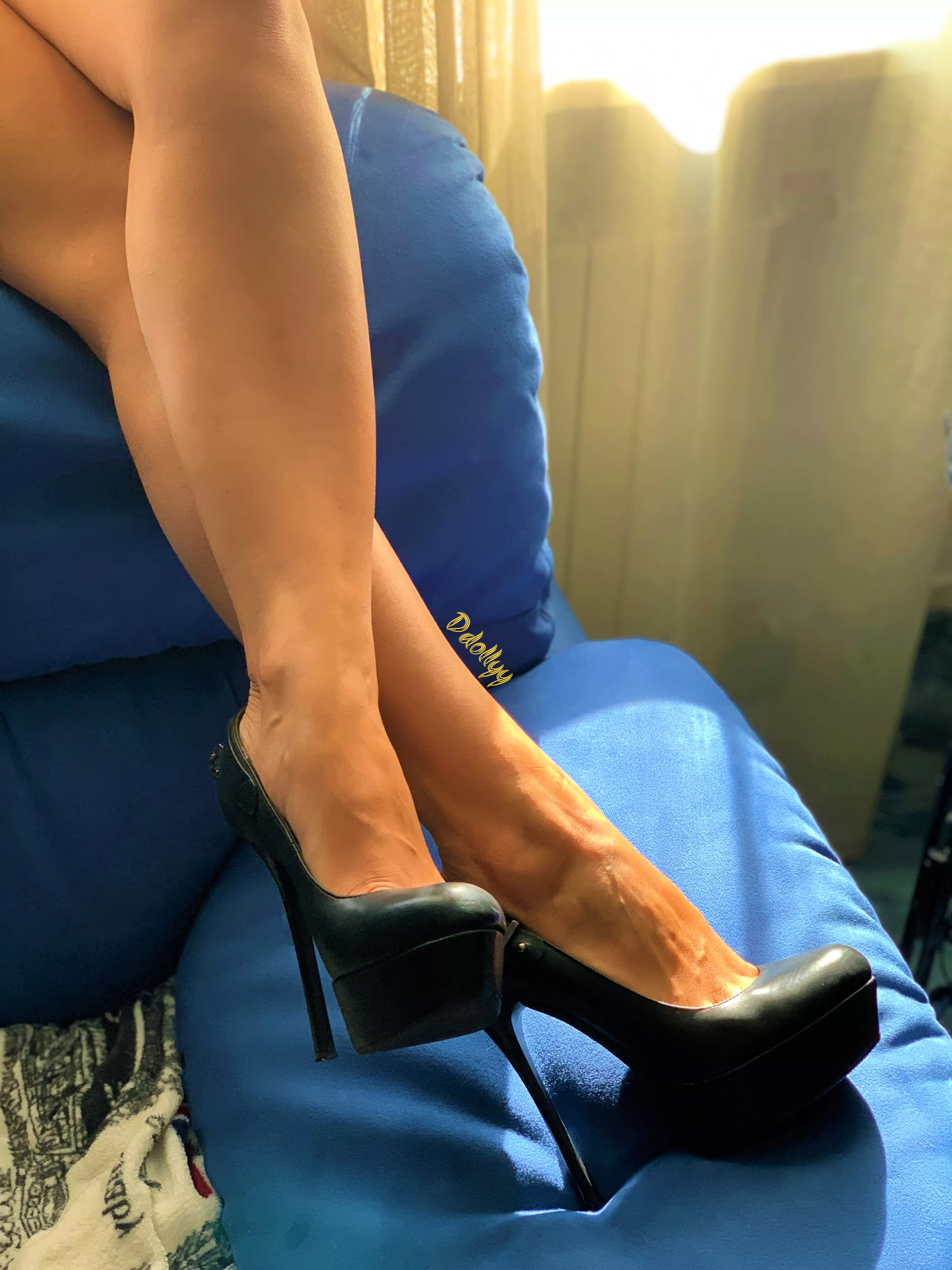 Would you like these legs to be your New Year's gift?💙😋