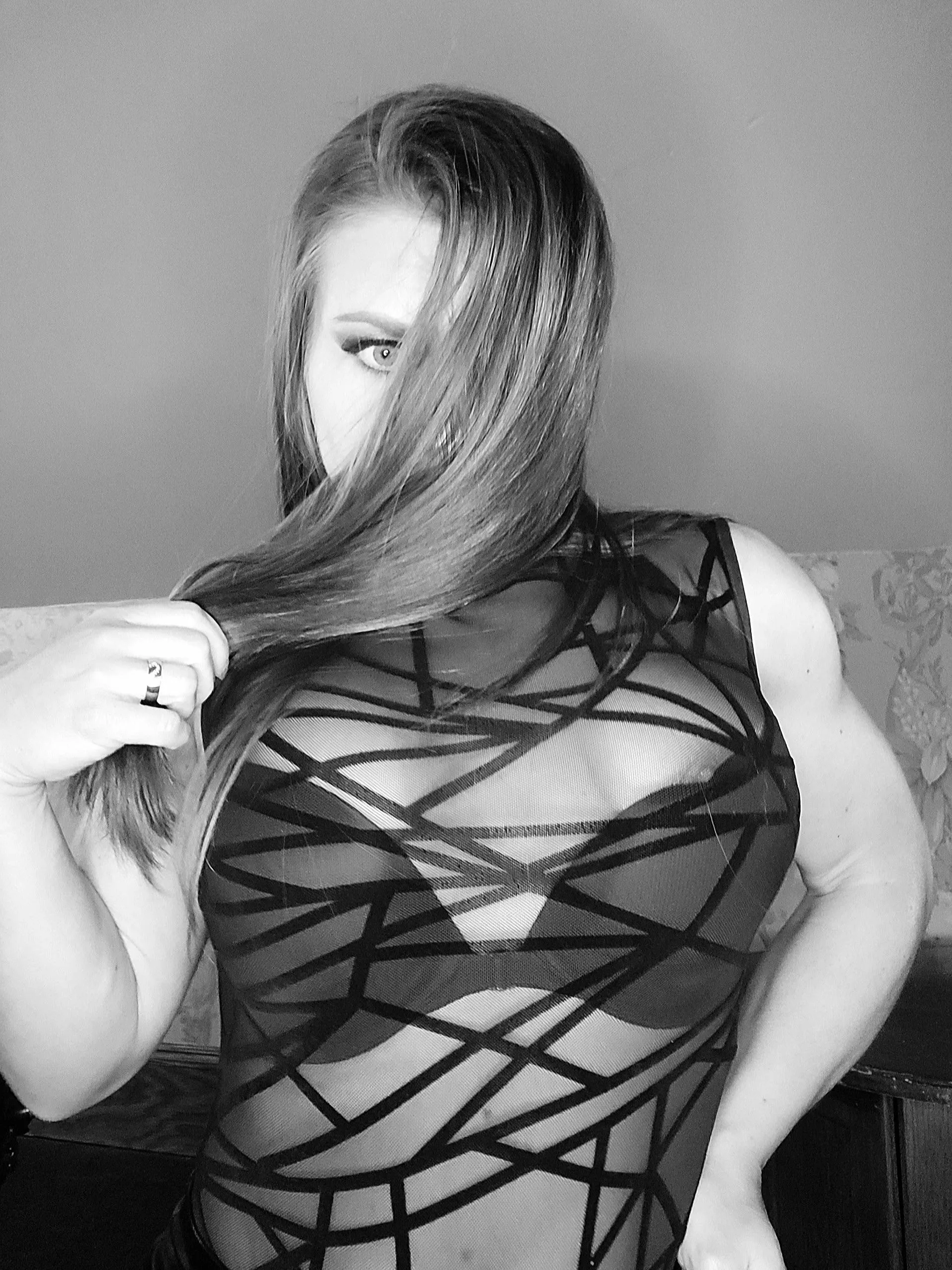 Would you like to be dominan on the dance floor? Let’s get primal!