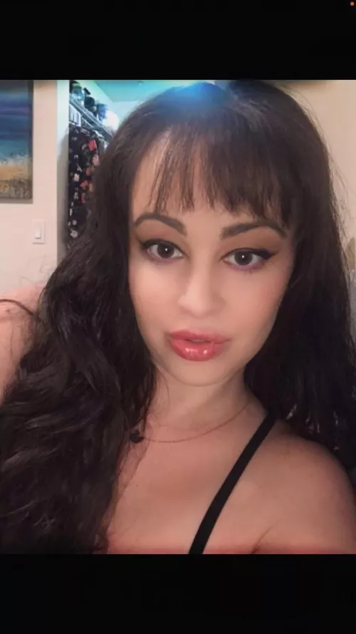 would you like to see more than just my face?