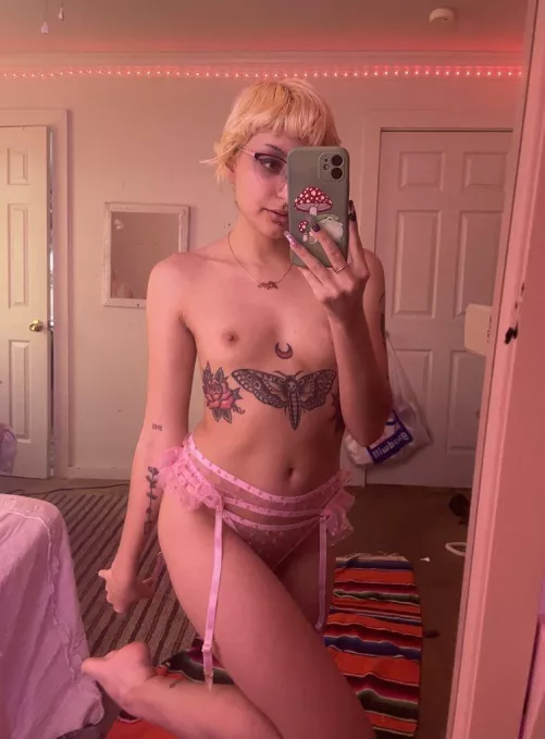 Would you **** me? 😈 (22F)