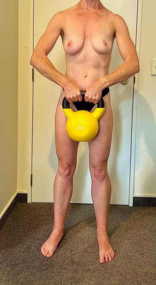 Would you notice me at the gym? [F]