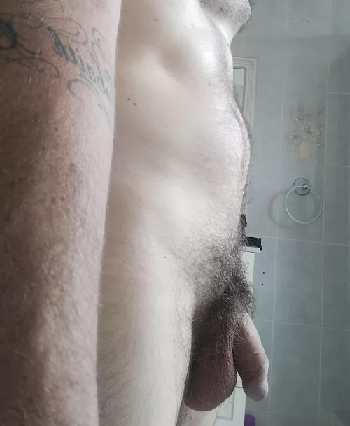 Would you play with my hairy balls?😈