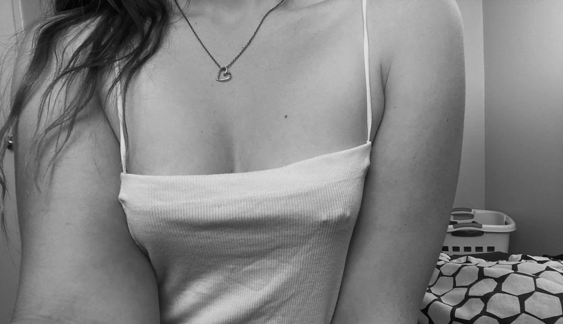 Would you play with my small tits 😏