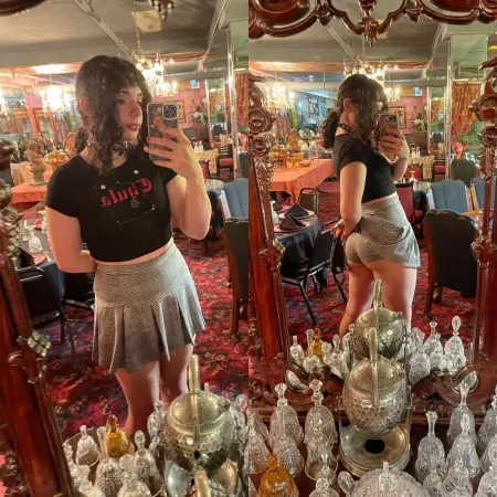 Would you pull my undies down in the antique store? π³