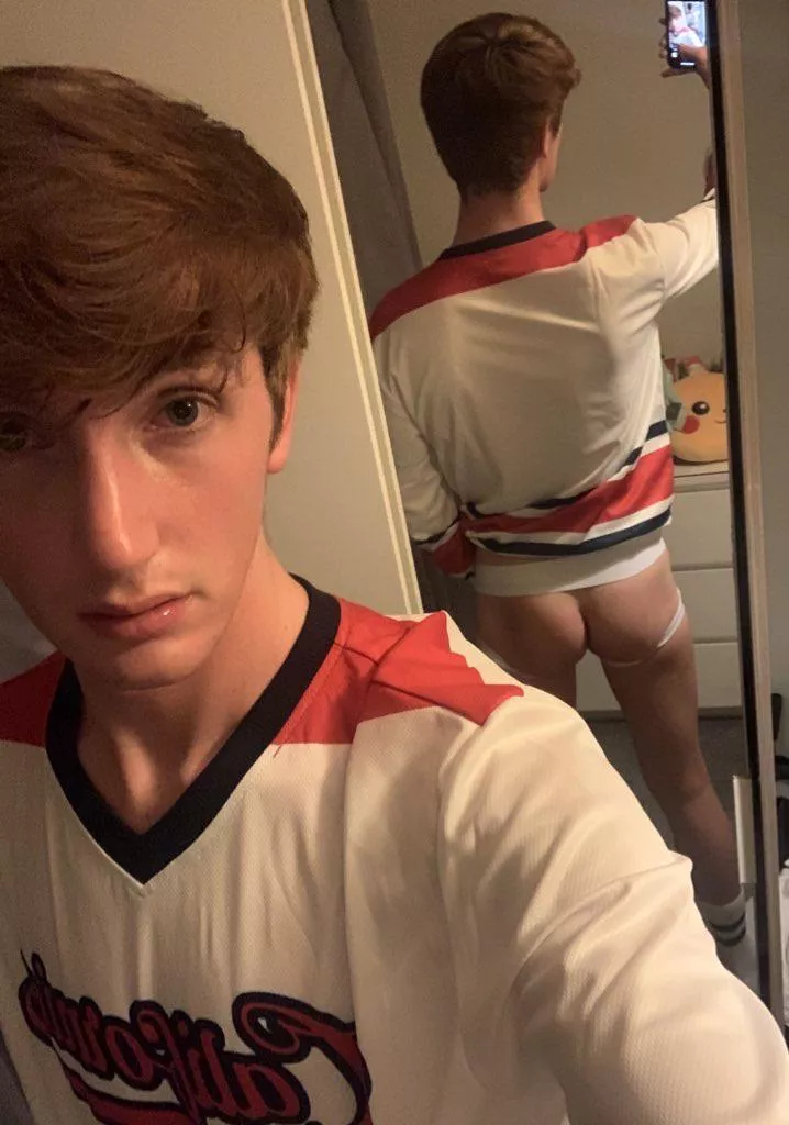 Would you rail my smooth ass hard after class in my jockstrap 😈?