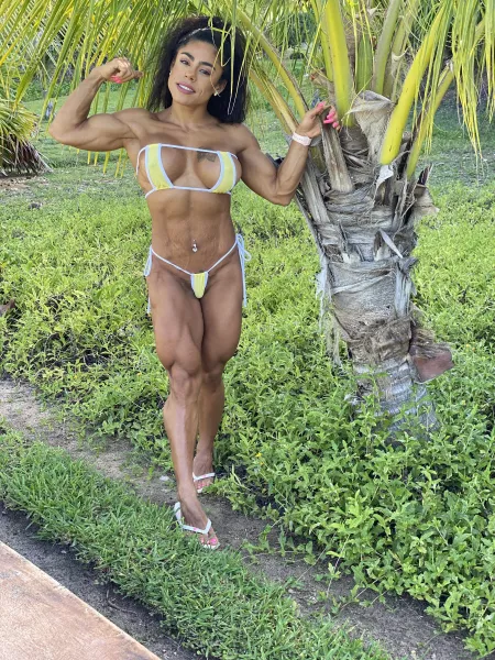 Would you rub my quads