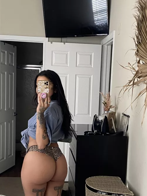 would you spank this? 😇 [STBA]