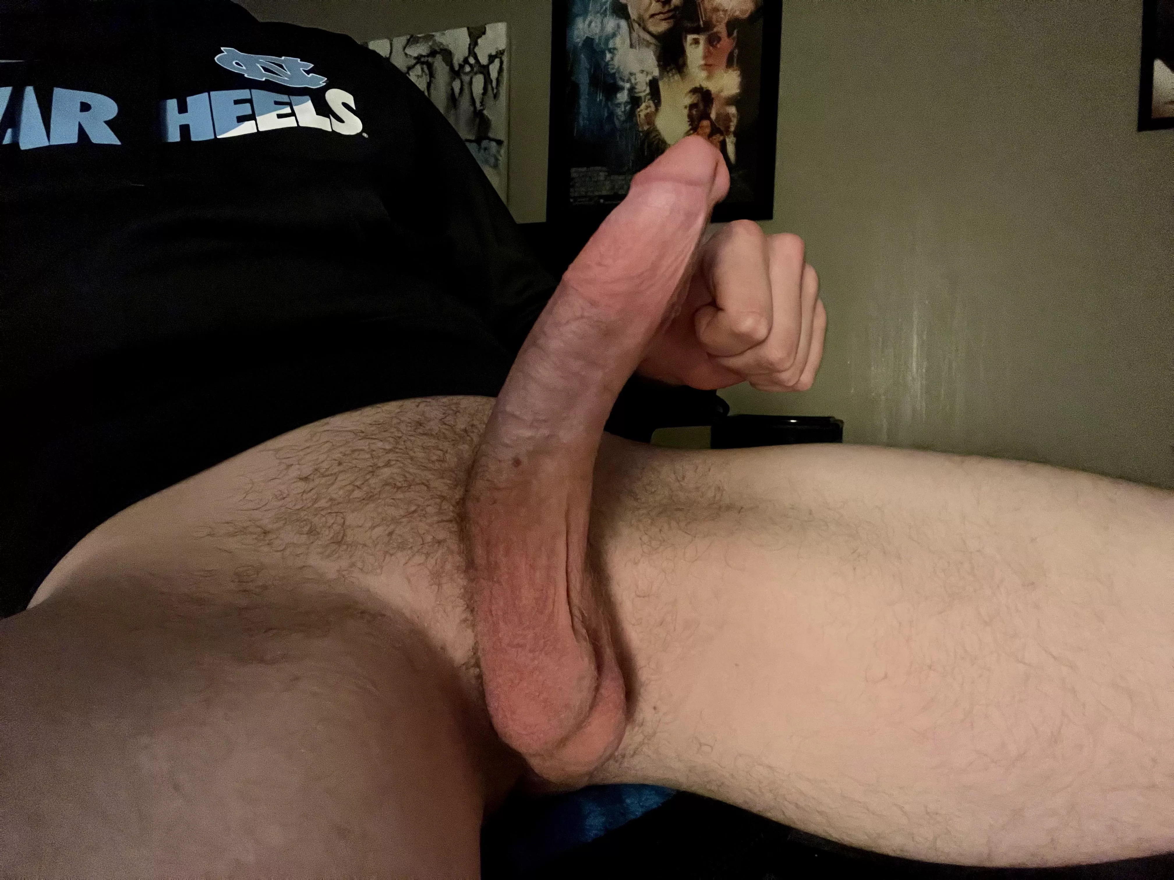 Would you spend your Sunday in bed with this cock???