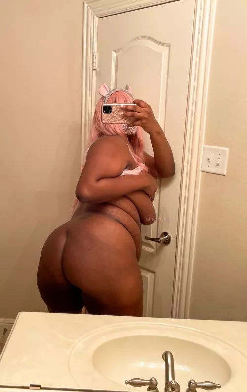 Would you suck my titties? They are shaped in a drinkable way!