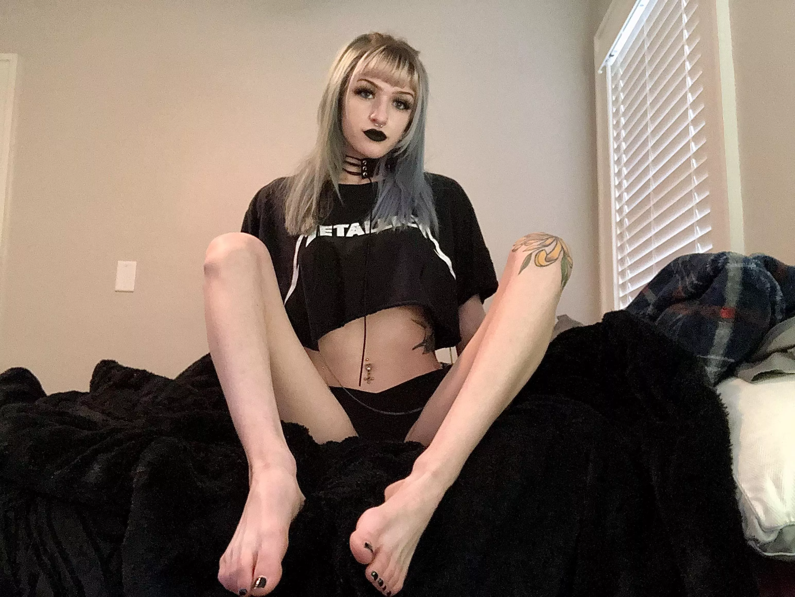 Would you suck on my toes