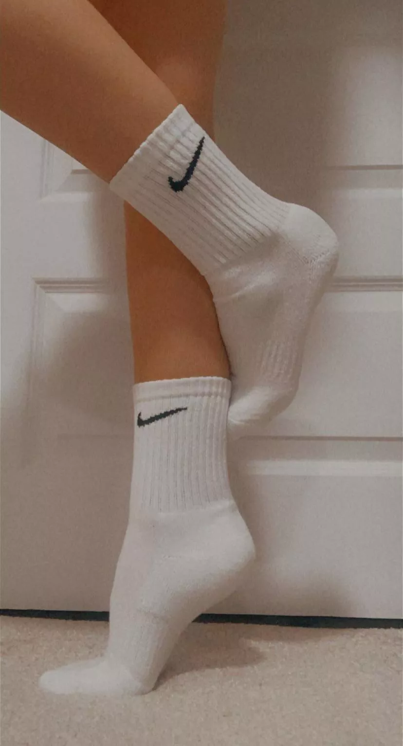 Would you take these off by your teeth?😈