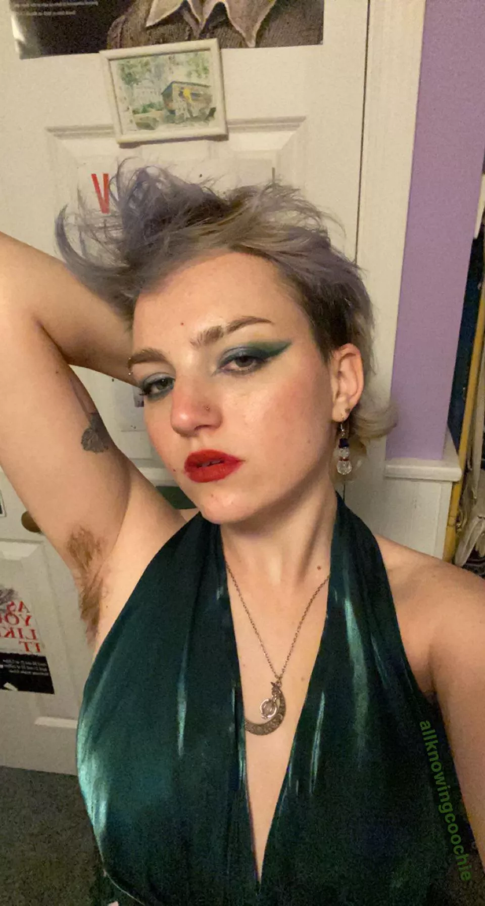 would you unzip my dress please?