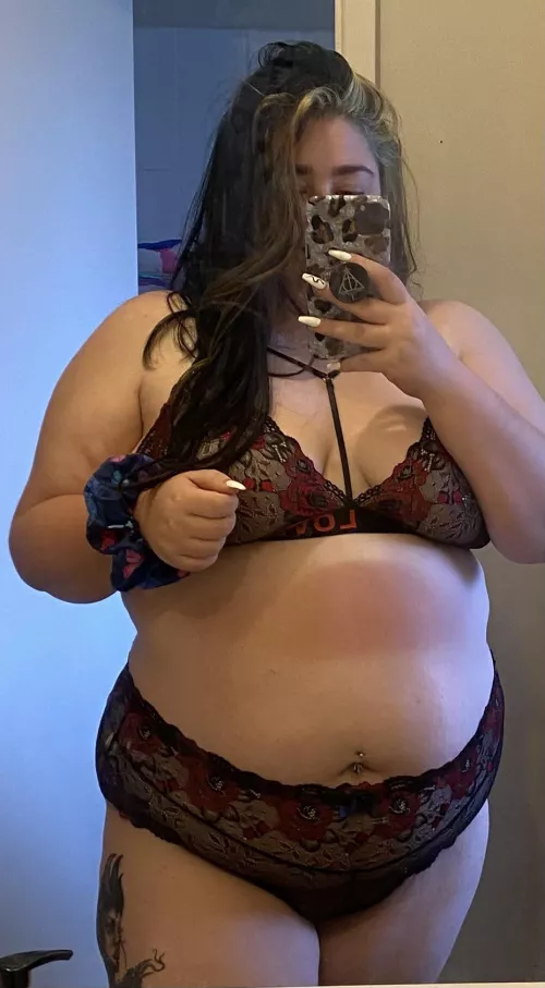 Would you want to keep me to yourself, or share me? π€