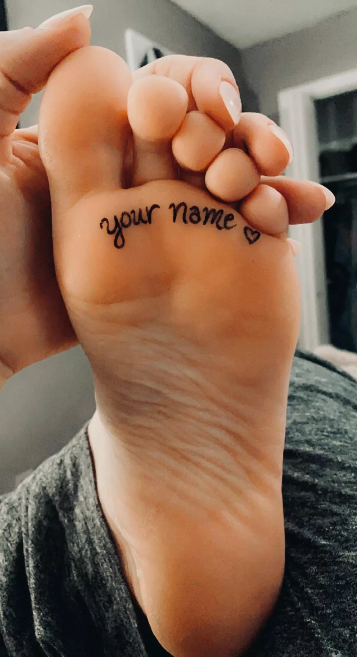 Wouldn’t you be so lucky🌹