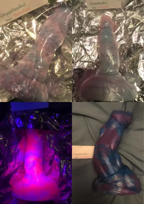 WTS: 4 Bad Dragon Toys