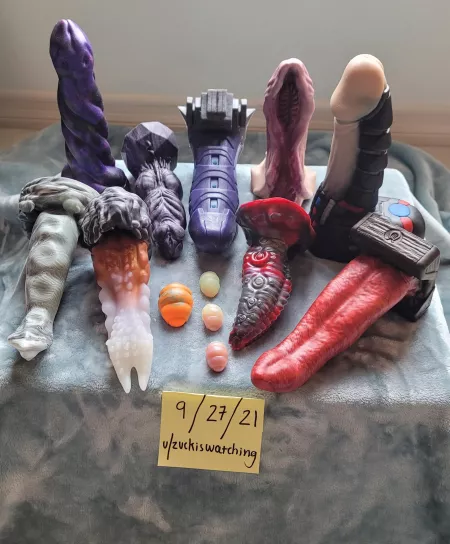 (WTS): 9 Monsters & Grub Family [US]