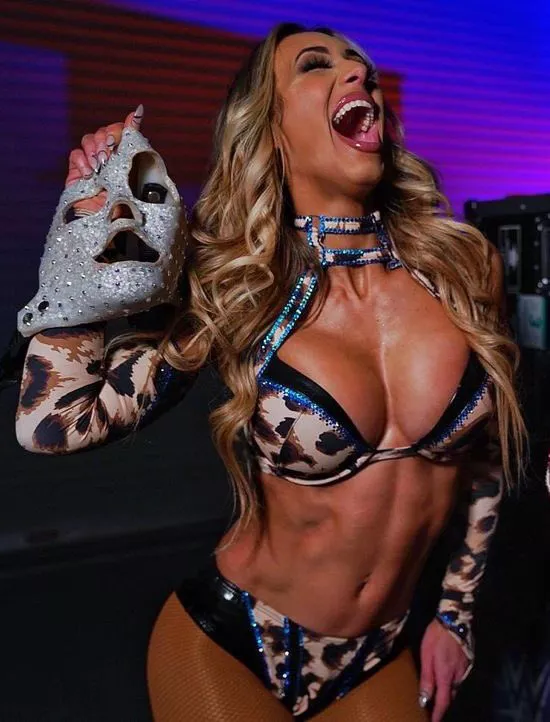 WWE bimbo Carmella