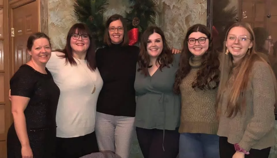 Y’all liked them before, mom hides herself well in the black shirt