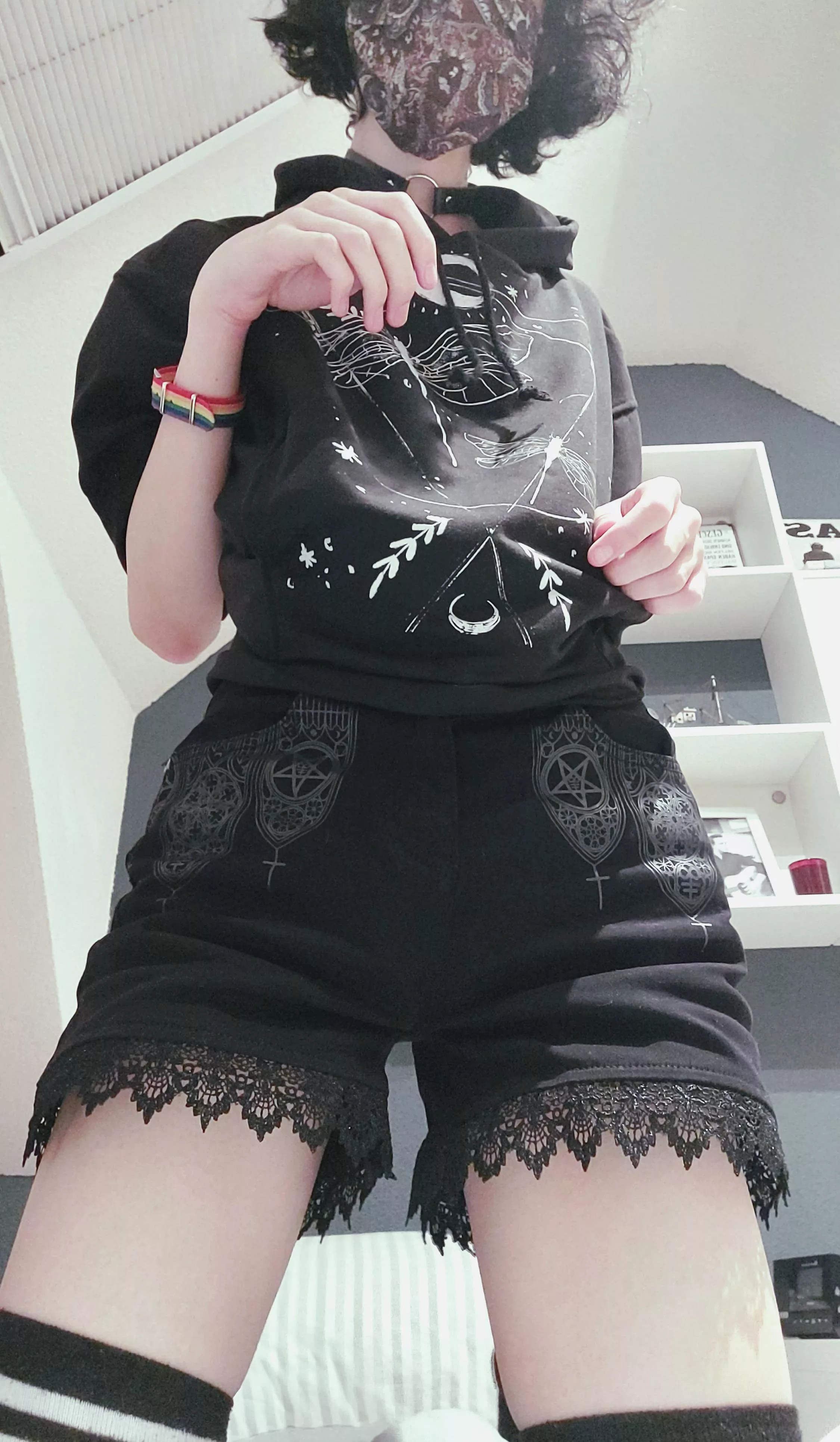 Yo, I got a bit emo recently. I'm still waiting for that My Chemical Romance shirt, though.