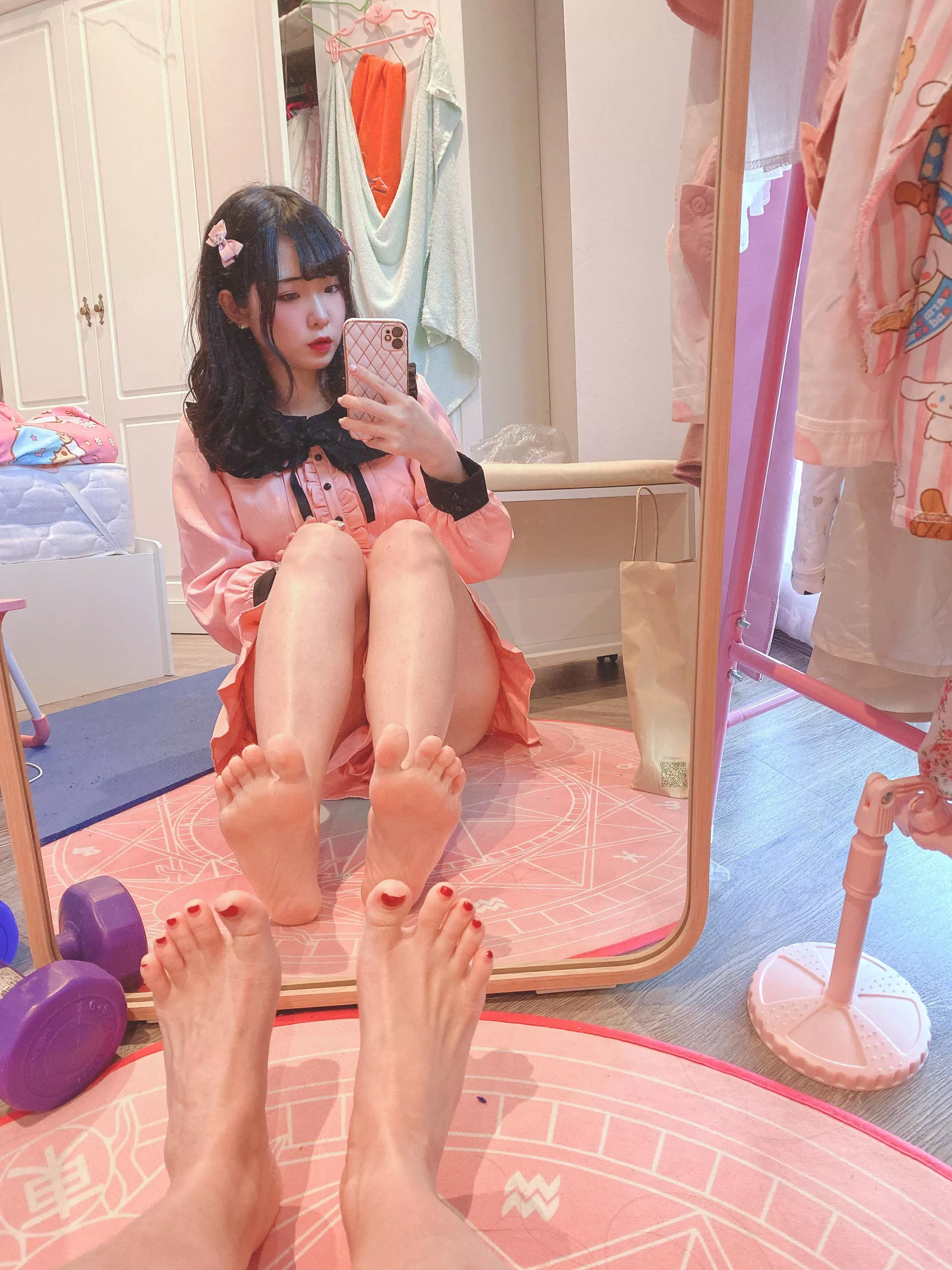 You are all welcomed to Worship my foot