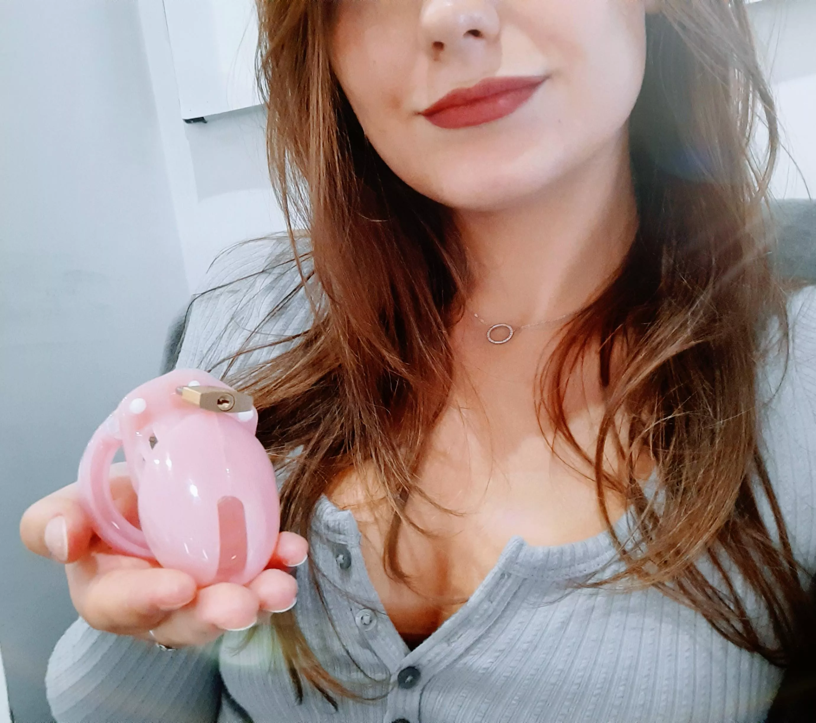 You better still be caged loser 😈