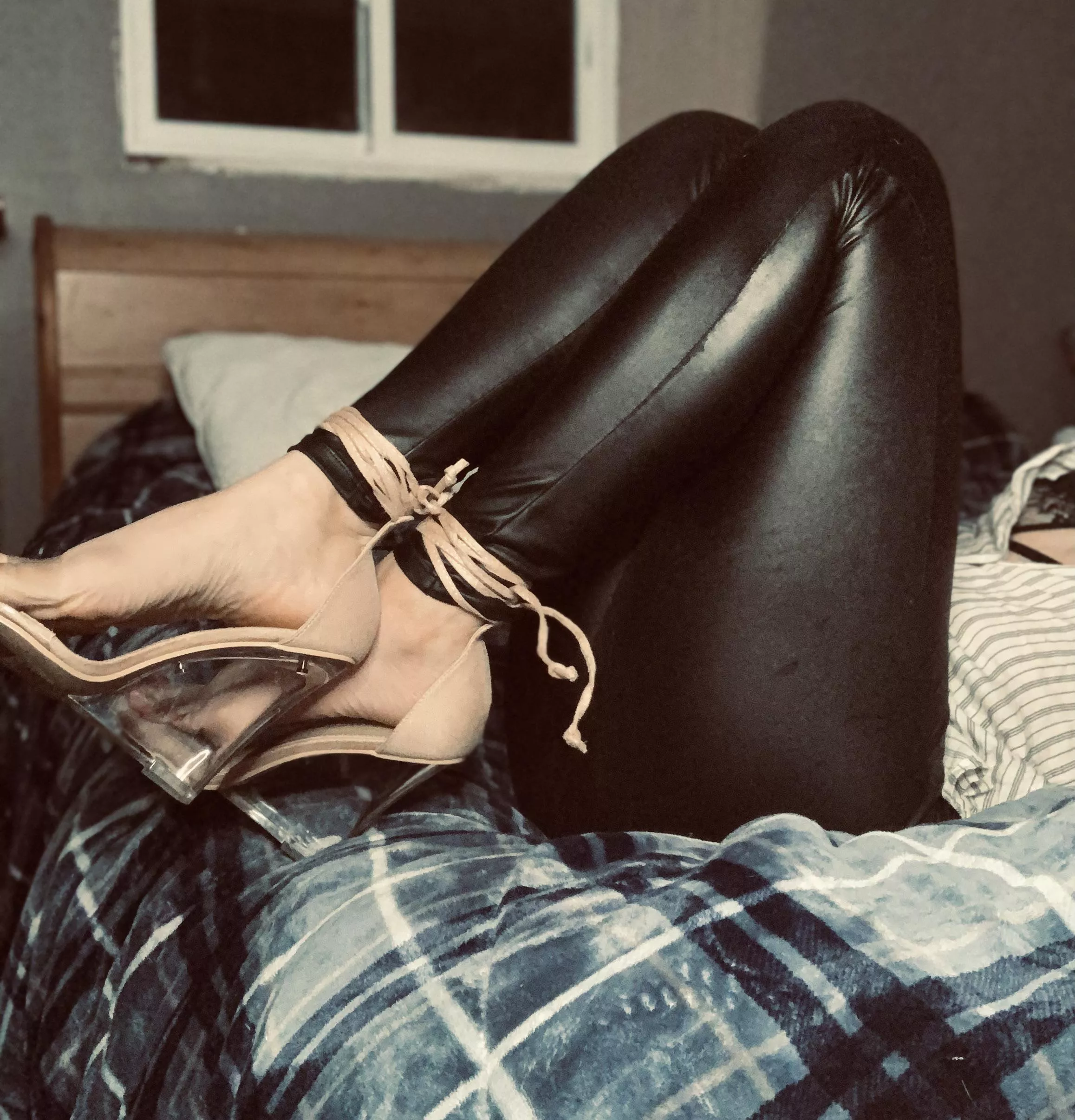 You can always find me in leather leggings š
 You can always find me in leather leggings š